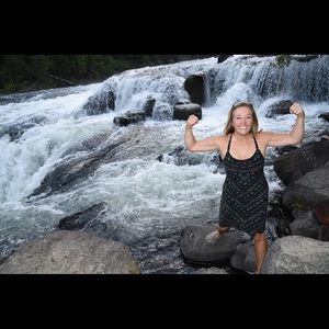 Meet your Posher, Amelia